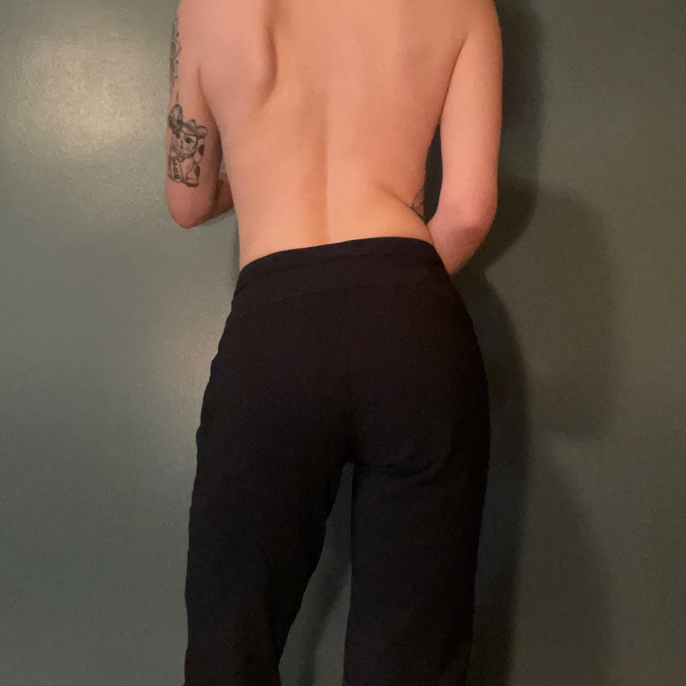 Lululemon city tech pants size 2 💥💥💥